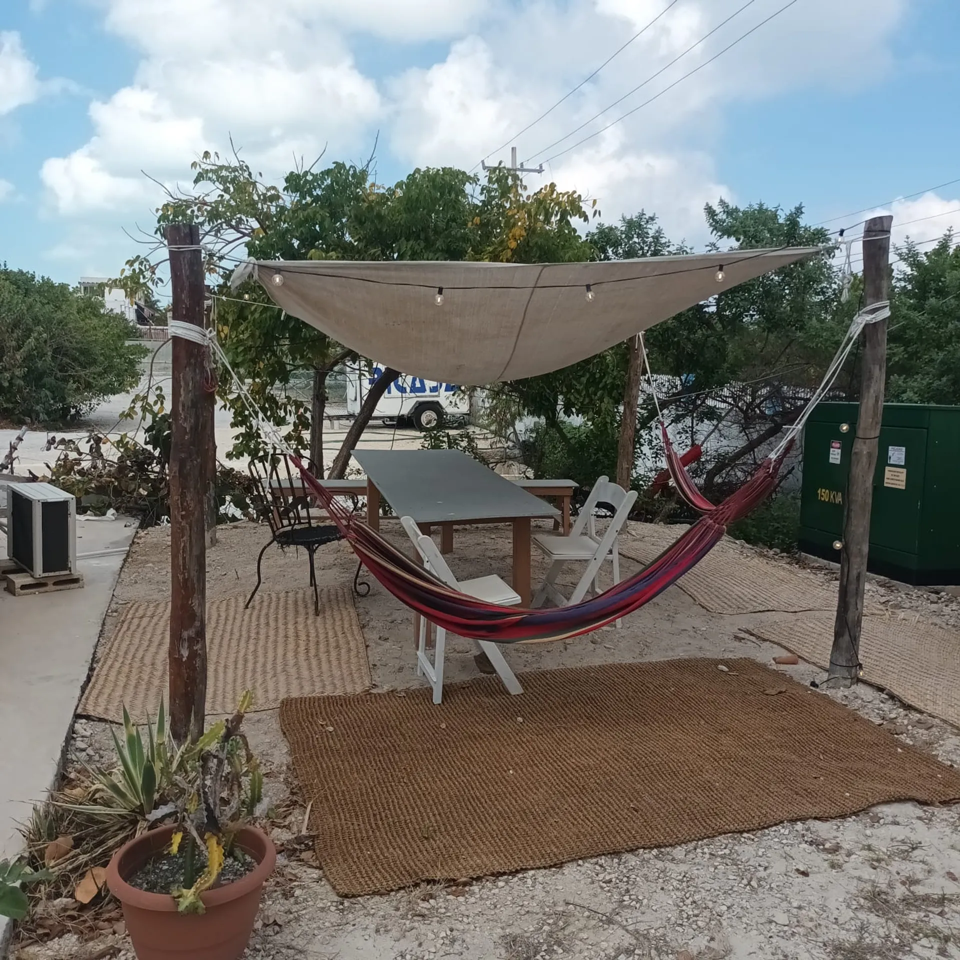 exterior hospedaje hamaca zona relax